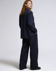 blazer oversized, blazer moderno, blazer decorado con copas de brassier, blazer con hombreras, blazer para mujer, blazer para hombre, regalo para mujer, regalo para hombre, diseño mexicano, marca mexicana, hecho en México, hecho a mano