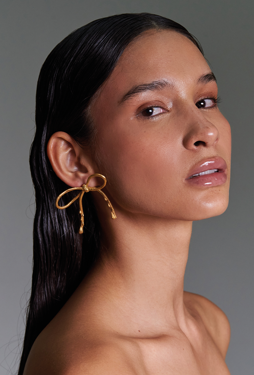 Aretes Knotted