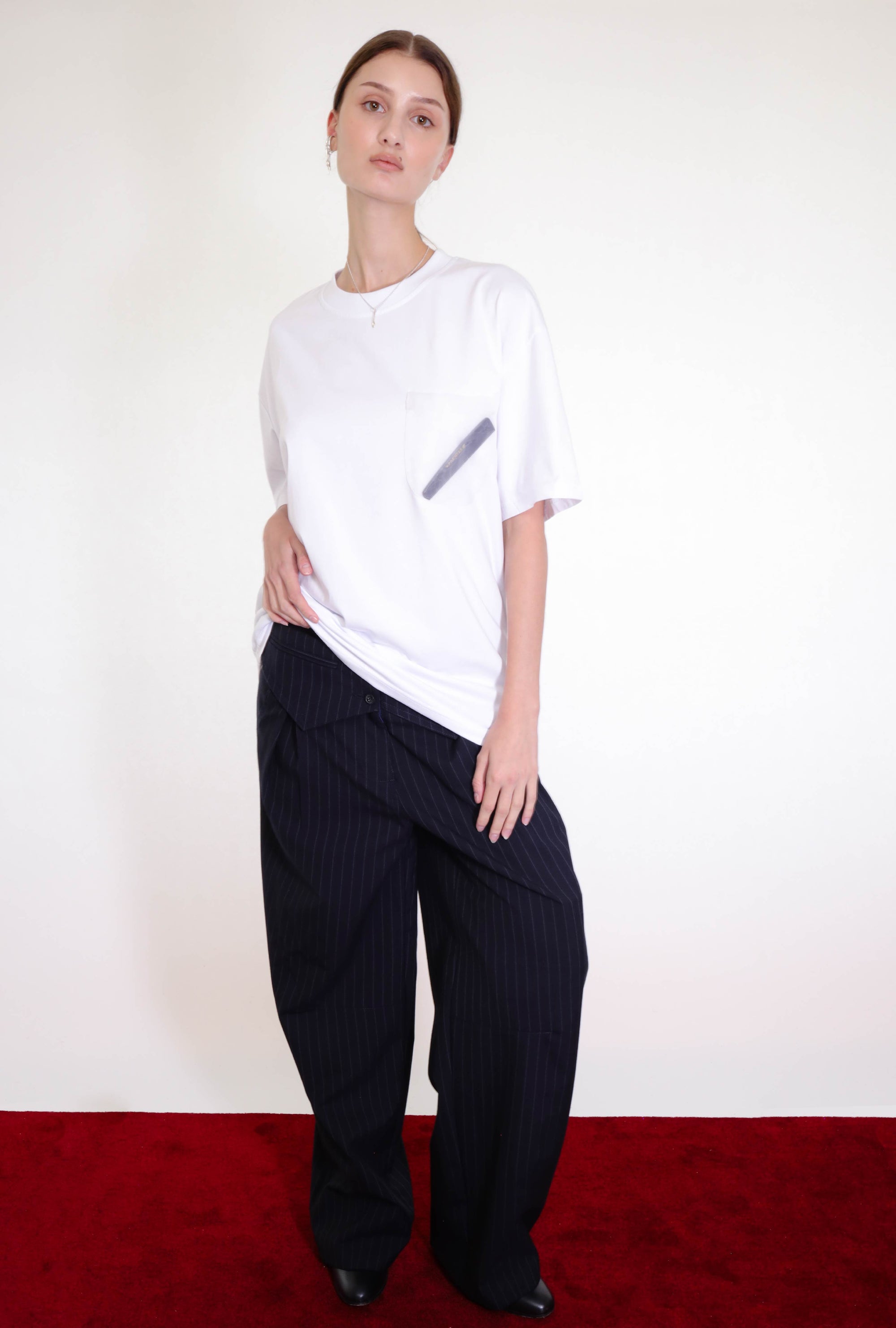 T-shirt oversized con peine encapsulado en el bolsillo, T-shirt de algodón, T-shirt para mujer, T-shirt para hombre, T-shirt oversized, diseño mexicano, T-shirt de diseño mexicano, hecho en México, hecho a mano