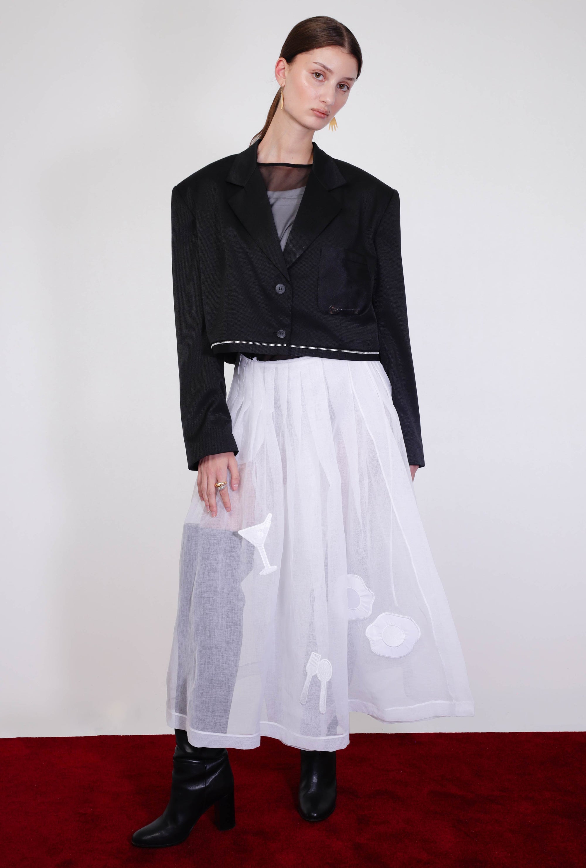 blazer con cierres metálicos, blazer con hombreras, blazer para mujer, blazer para hombre, blazer 2 en 1, blazer cropped, blazer con bolsillo y detalle de llave encapsulada, blazer oversized, diseño mexicano, hecho a mano, hecho en México