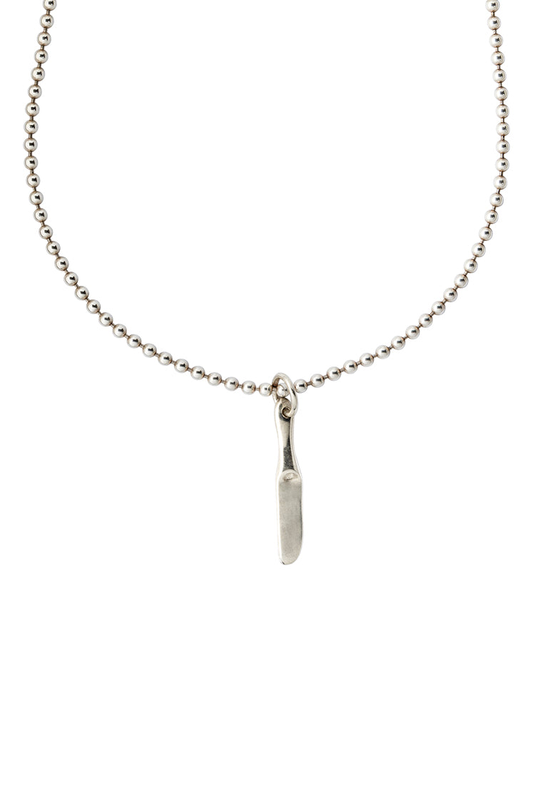 collar cadena delgada de plata, collar con charm de cubiertos de plata, collar de plata, diseño mexicano, hecho a mano, hecho en México, collar con charm de cuchara, collar con charm de tenedor, collar con charm de cuchillo, hecho en plata
