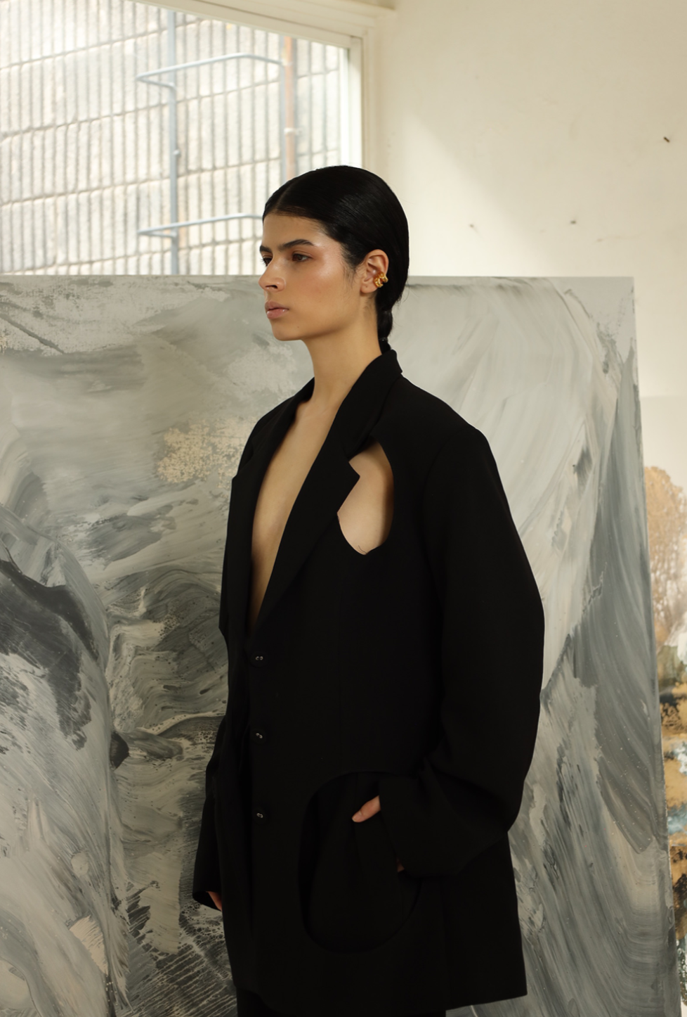 blazer con cut outs, blazer con hombreras, blazer para mujer, blazer para hombre, regalo para mujer, regalo para hombre, diseño mexicano, marca mexicana, hecho en México, hecho a mano